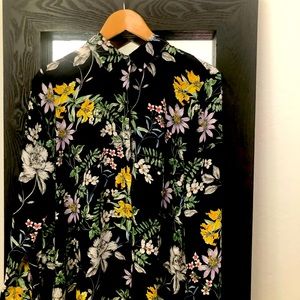 Pretty floral blouse